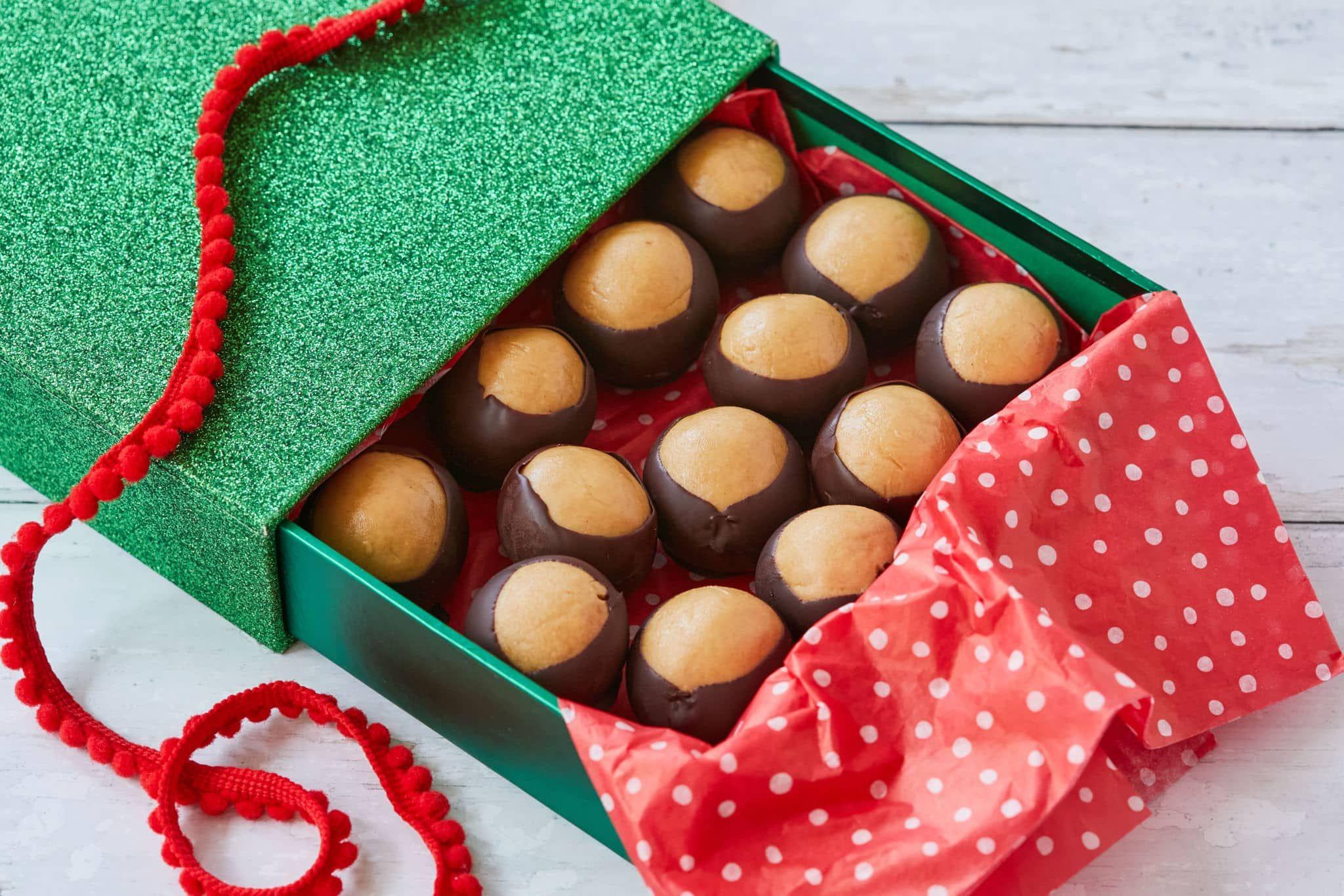 Homemade Buckeyes (Ohio Chocolate Peanut Butter Balls)