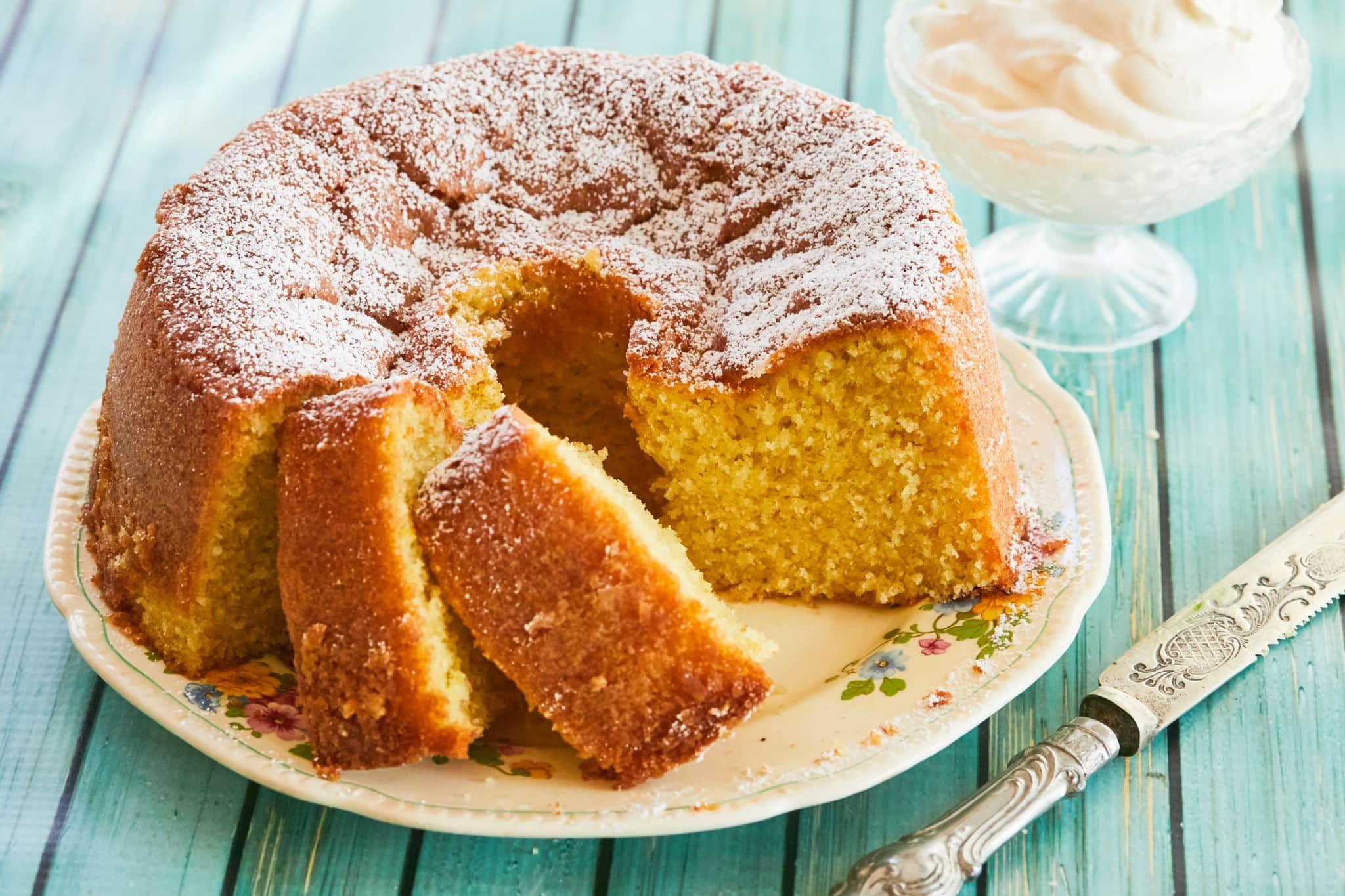 Easy Ciambella Recipe (Italian Breakfast Cake)