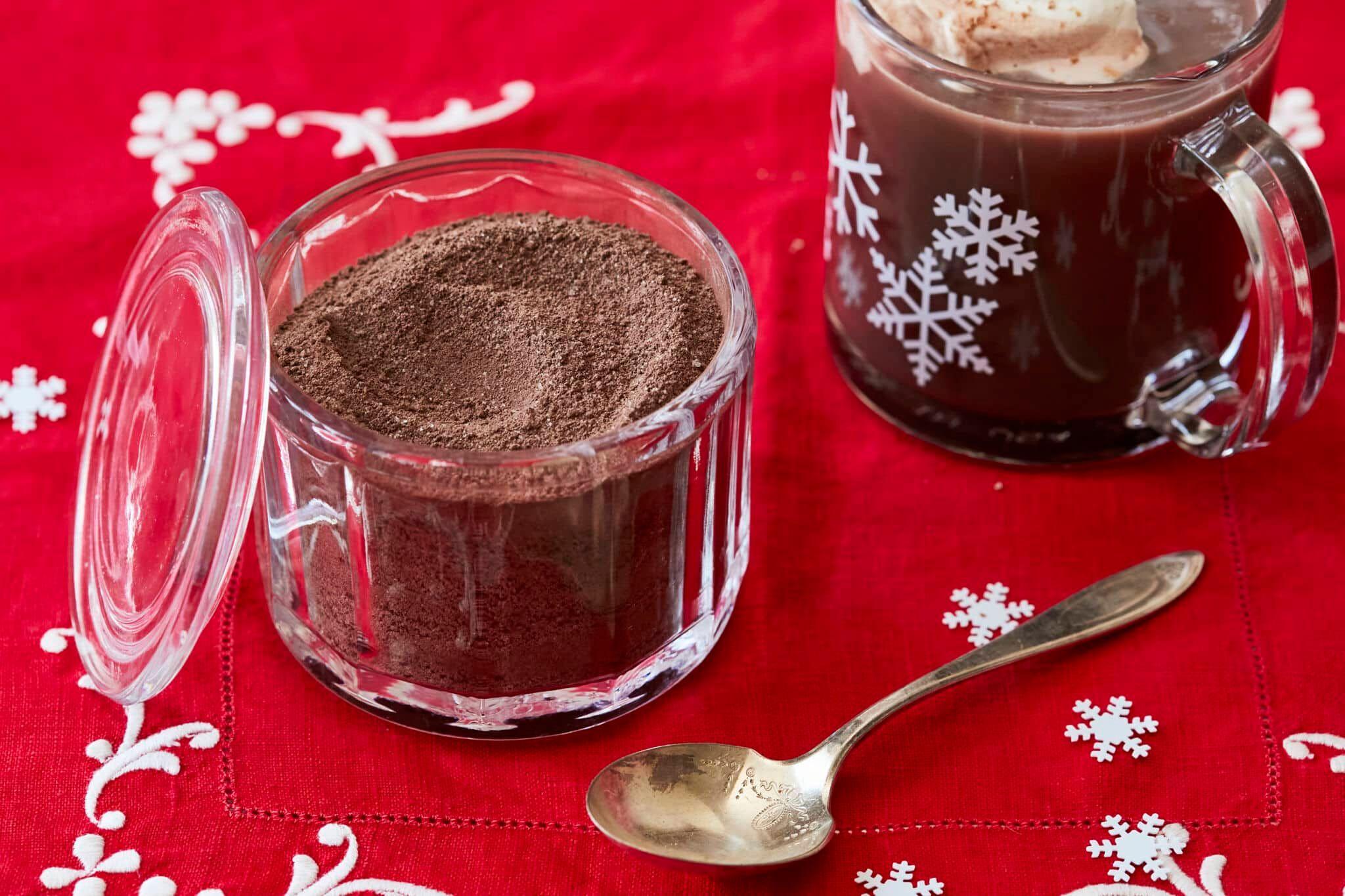 How to Make Hot Chocolate Mix
