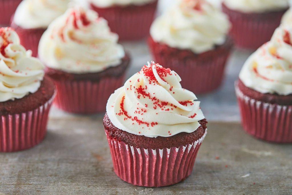 Red Velvet Cupcakes With Cream Cheese Frosting